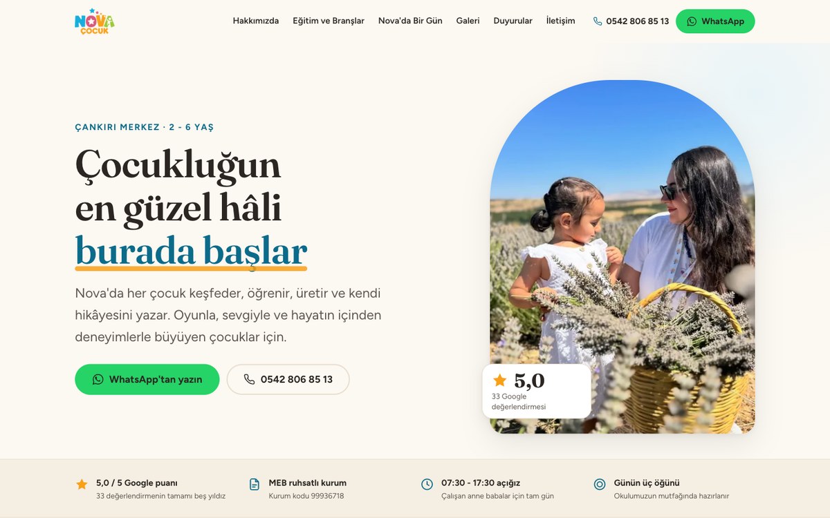 Nova Çocuk Anaokulu sitesinin giriş ekranı.